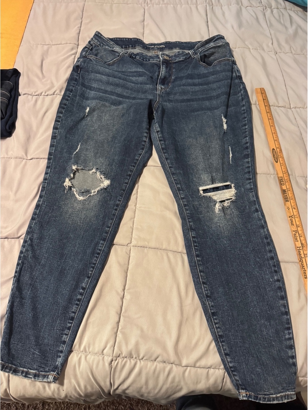 Maurices Women’s 20W Long Distressed Skinny Jeans Medium Wash Stretch Denim